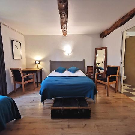 Logis Hotel Restaurant La Barguillere Saint-Pierre-de-Rivière Eksteriør billede