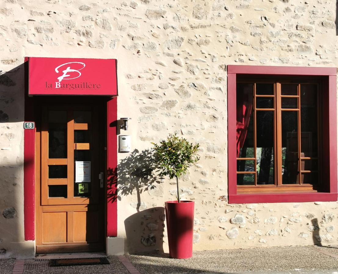 Logis Hotel Restaurant La Barguillere Saint-Pierre-de-Rivière Eksteriør billede